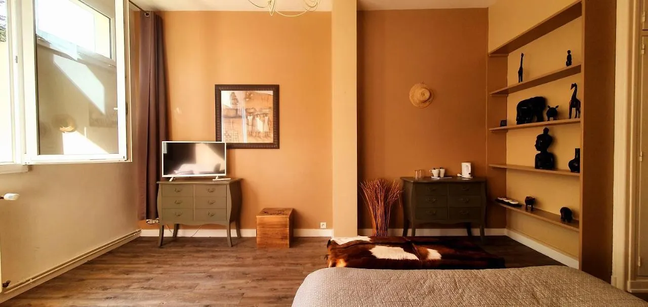 Cosy Er Lann Chambres D'Hotes Val-Couesnon 2*,  프랑스